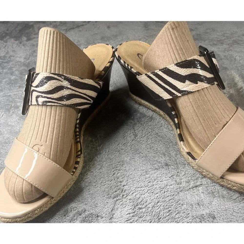 CL Laundry Tayler Zebra‎ Print Patent Wedge Sandals Tan Black 10/41